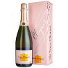 Pierwszy różowy szampan, który powstał z połączenia Veuve Clicquot Brut i czerwonego wina.