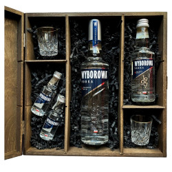 ZESTAW WÓDKA WYBOROWA 0.5L + WÓDKA WYBOROWA 200ML + 2 WÓDKA WYBOROWA MINI + 2 KIELISZKI